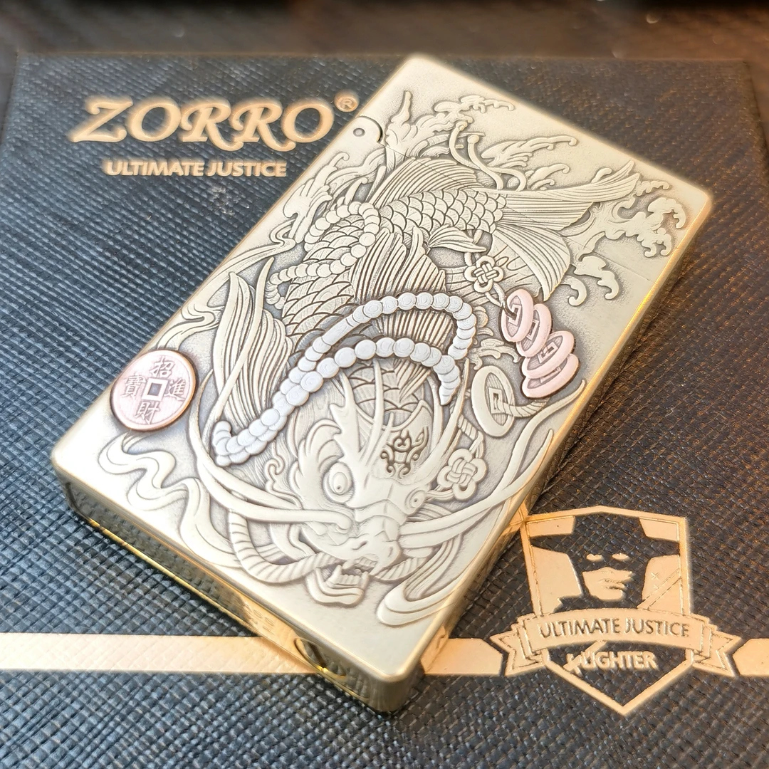 ZORRO佐罗短款朗声799煤油打火机浮雕镶嵌招财龙鱼黄铜一体钢音