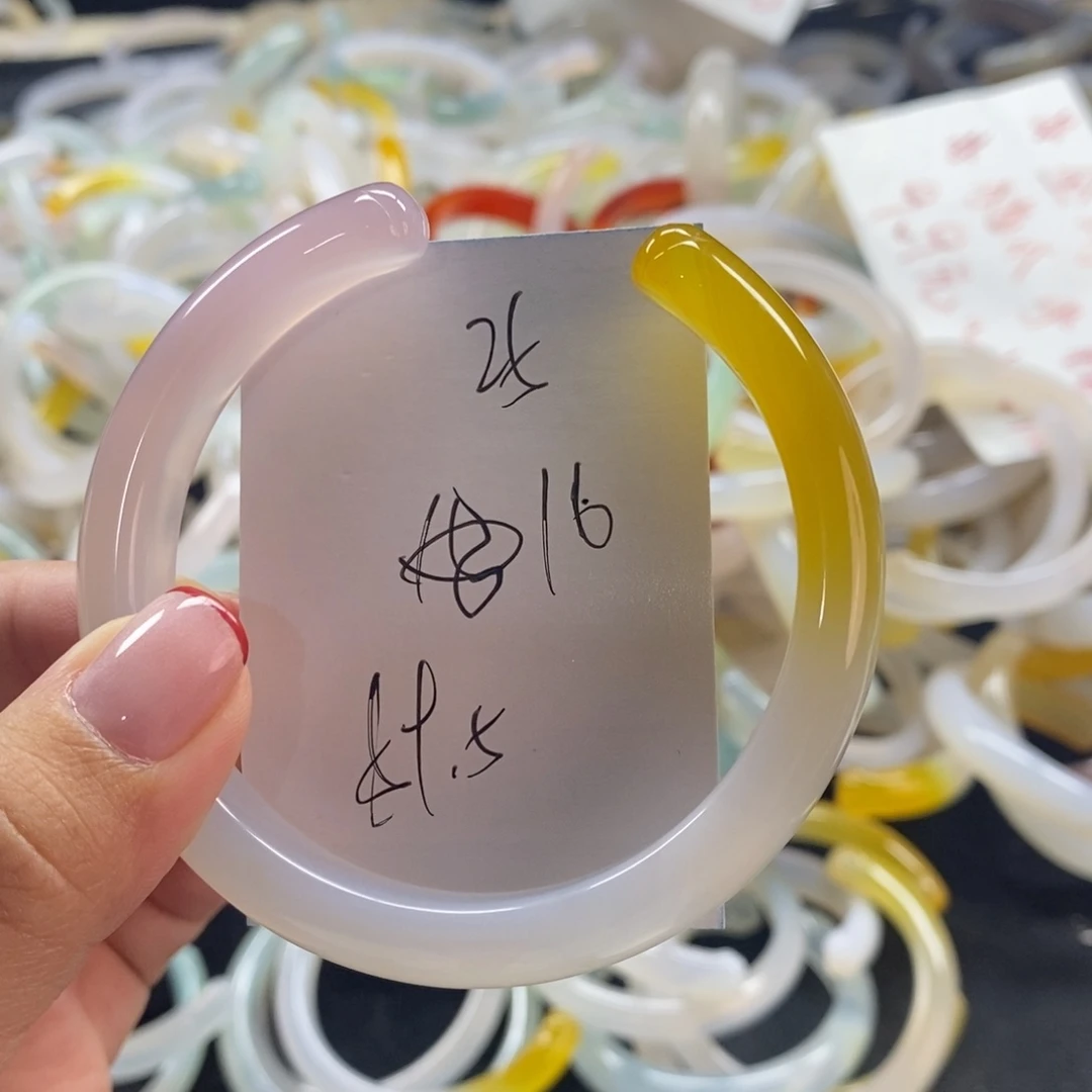 手镯玛瑙/玉髓未镶嵌25