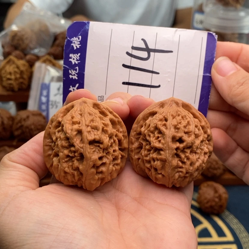 【闪购商品】文玩核桃把件40凤凰台