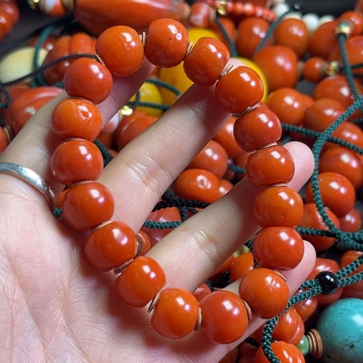 颈饰琉璃钱****物琉璃…………..