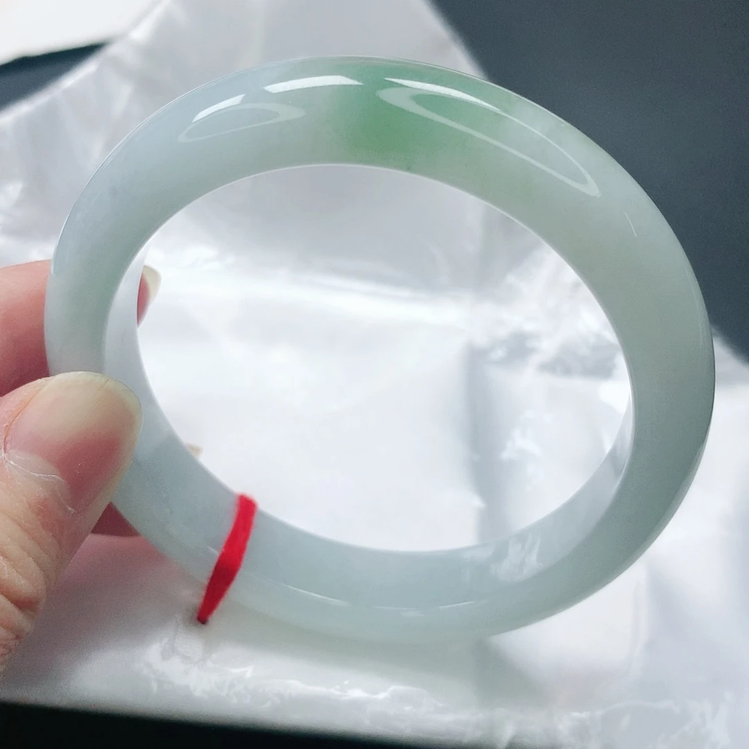 翡翠手镯未镶嵌缅甸天然A货翡翠