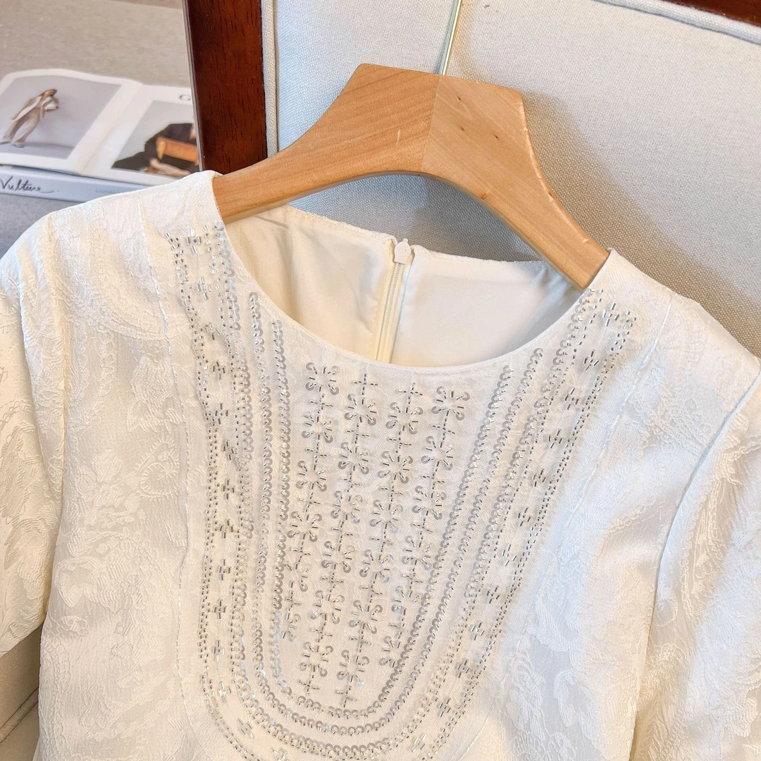 大码短袖连衣裙女2025夏季新款法式小香风显瘦高级感优雅气质裙子