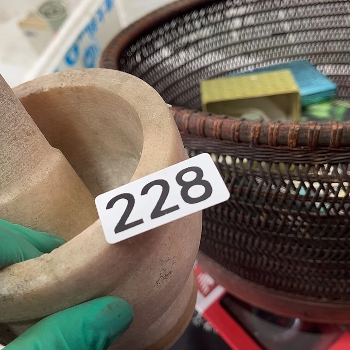 漫***9855554444785679589