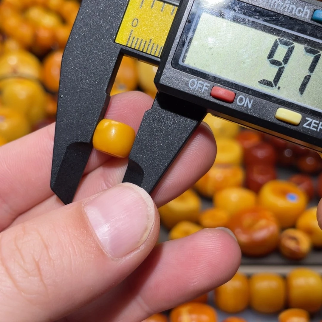 未镶嵌琥珀裸石M**J马蹄