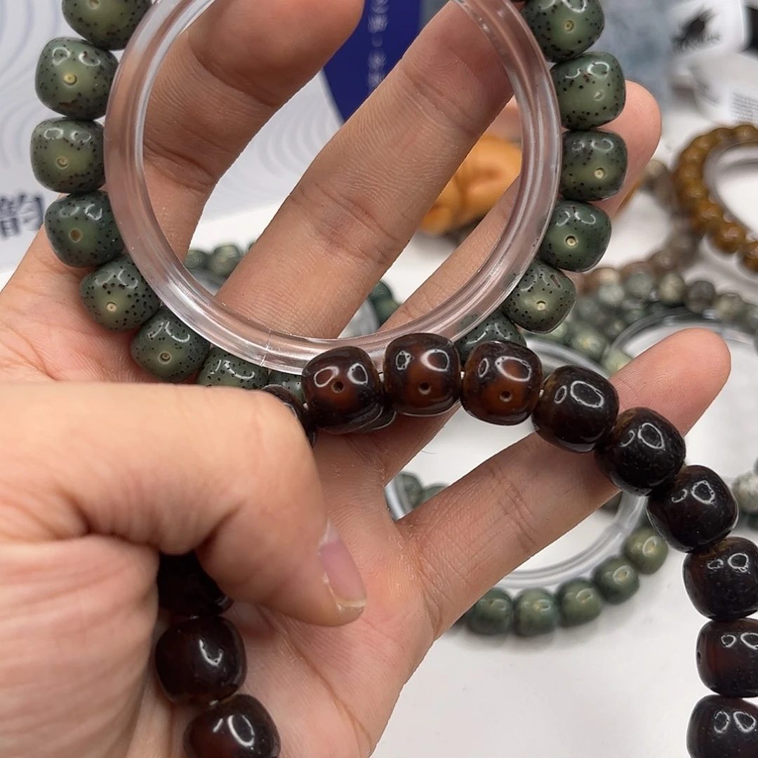 星月菩提吊坠128。