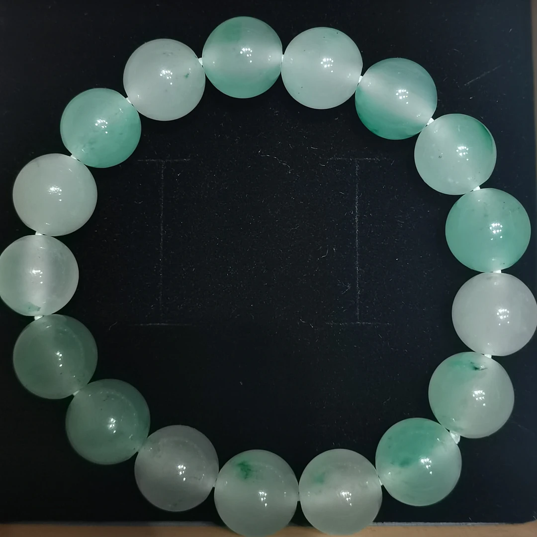 #非洲翠飘花珠子玉手链手串 简约百搭随机发