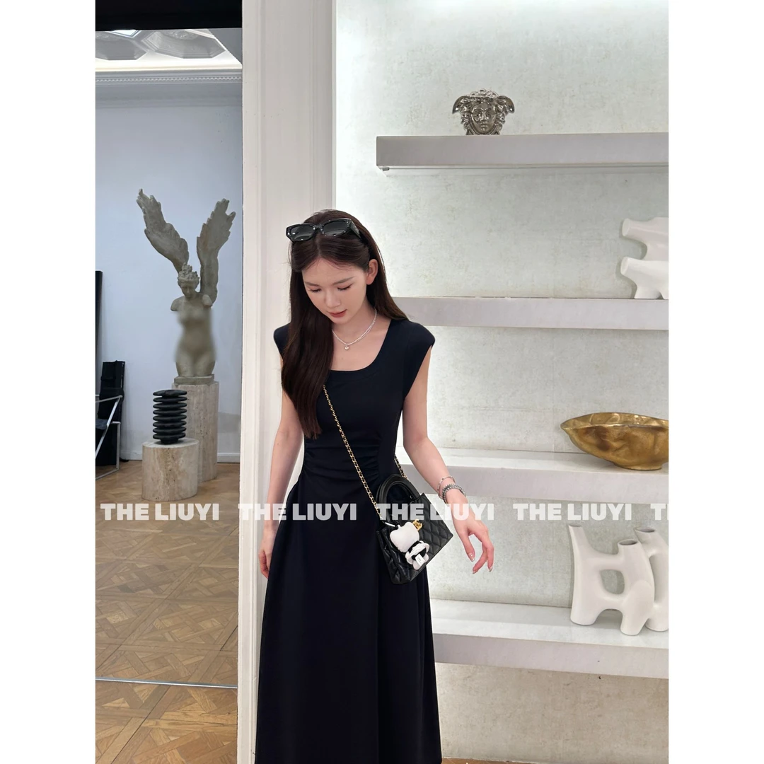 【LIUYI】心动长裙~夏季显瘦收腰方领连衣裙56021