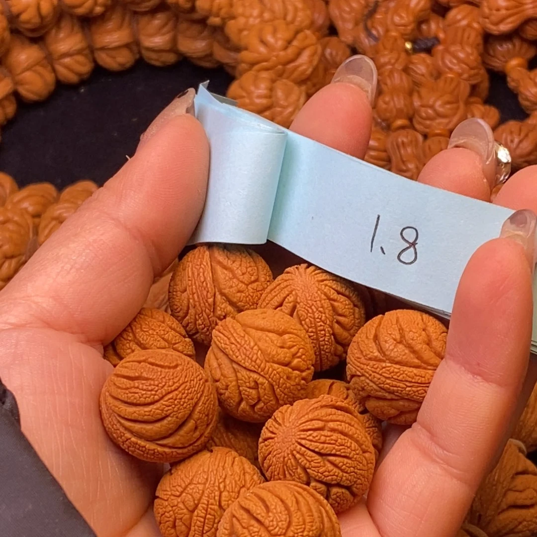 糯***_秦岭龙纹桃核18颗