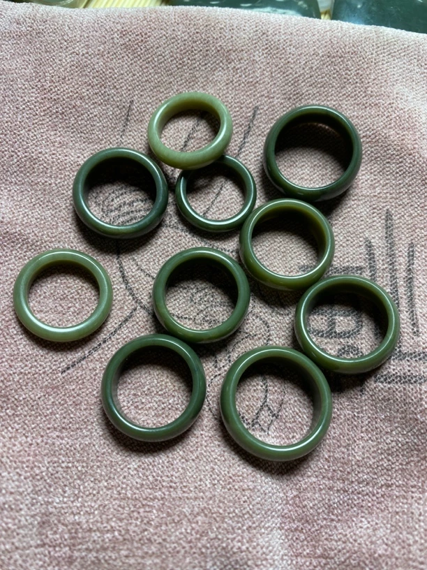 和田玉沙枣青指环（多样性发货）男士女款情侣戒指