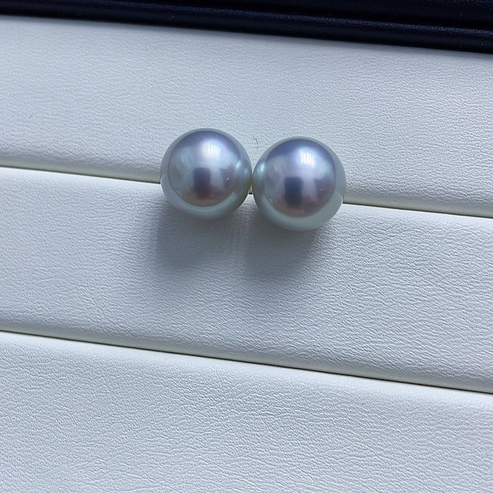 18K金镶嵌海水珍珠耳饰澳白澳白