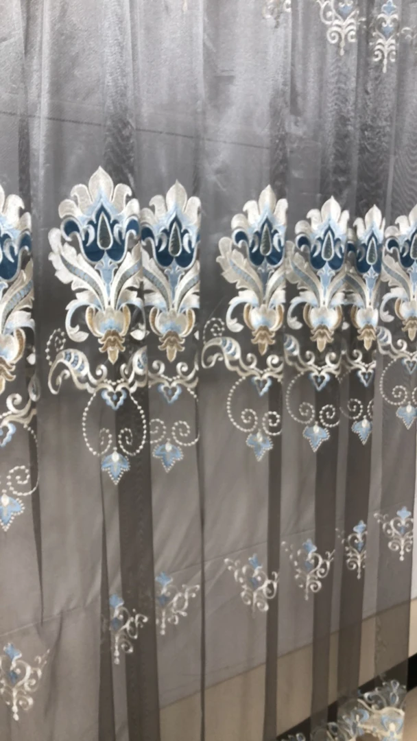 浅灰色纱 刺绣纱帘