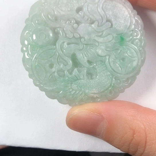 翡翠未镶嵌颈饰缅甸A货，每天下午1点半开播