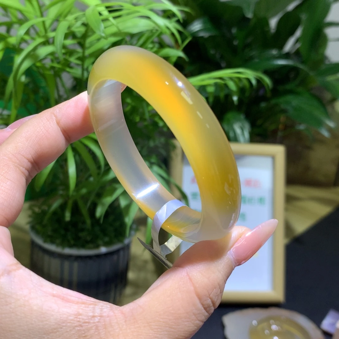 手镯玛瑙/玉髓未镶嵌