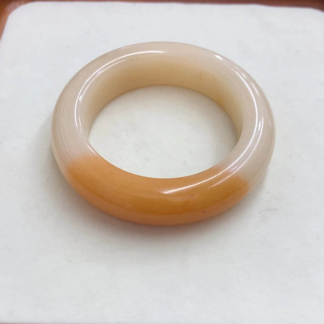 充****石英质玉未镶嵌手镯