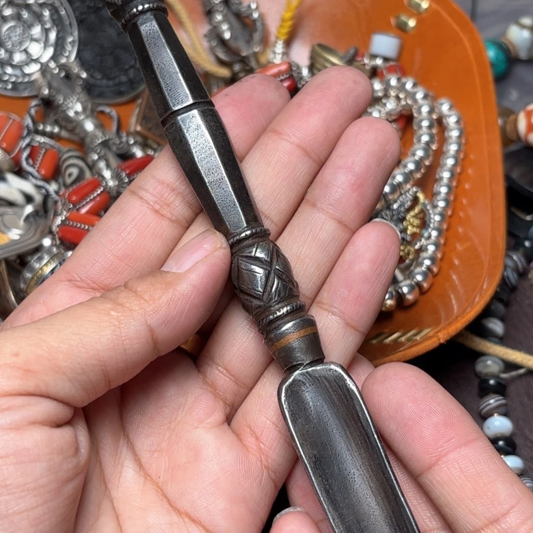 铜星月菩提吊坠项链