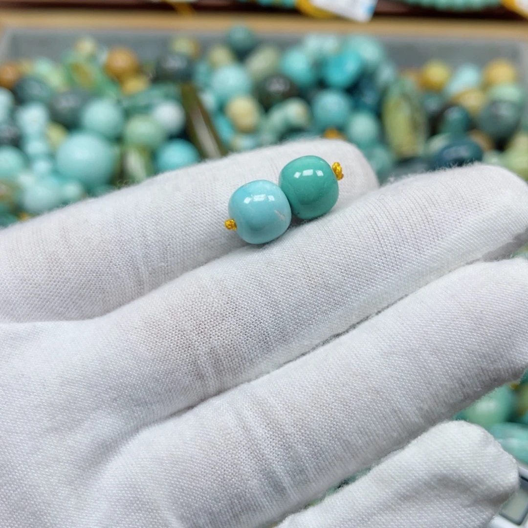 绿松石未镶嵌挂件