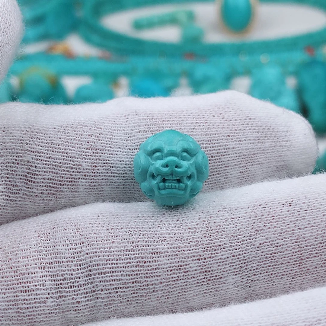 绿松石未镶嵌貔貅兽珠2.03克