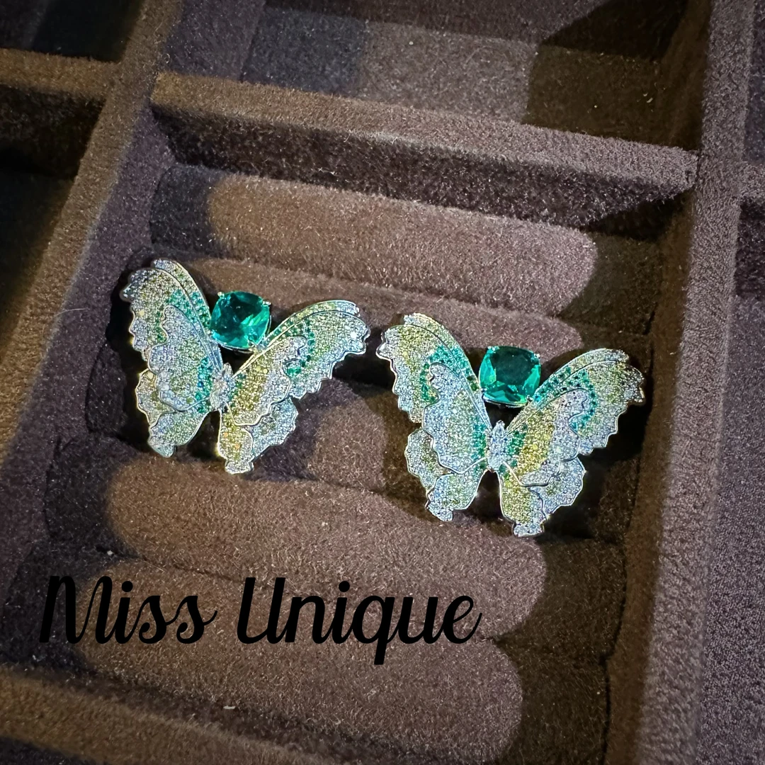 S6488绿色方糖双层蝴蝶耳环