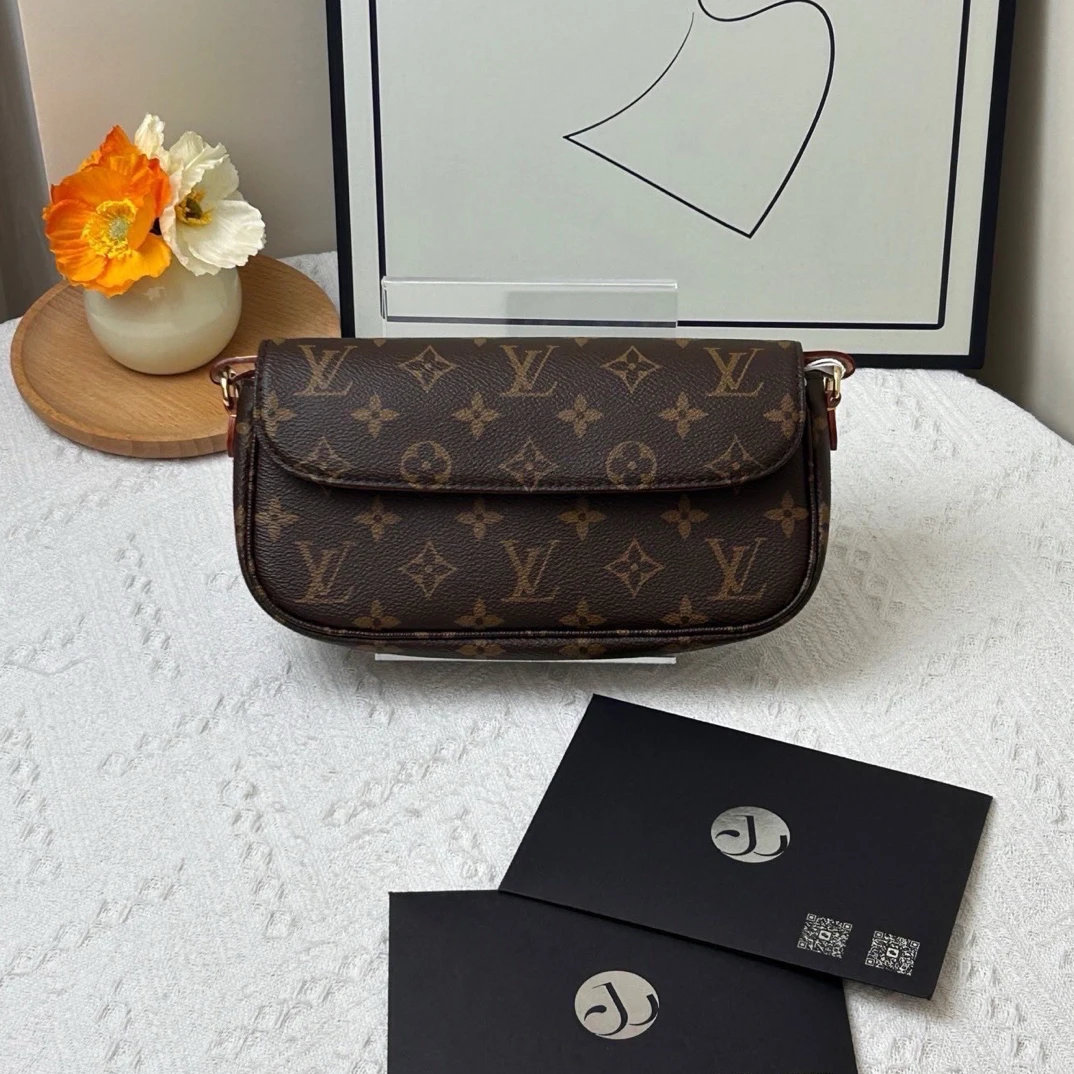 95新 LouisVuitton/路易威登 ivy老花 芯片款/JW7089