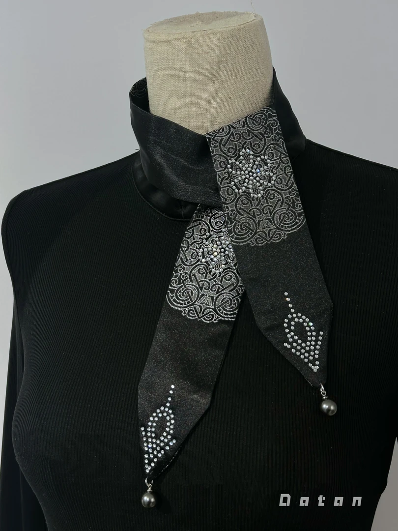 铁合金布艺婚庆饰品 doton带钻蒙元素多种戴法丝巾