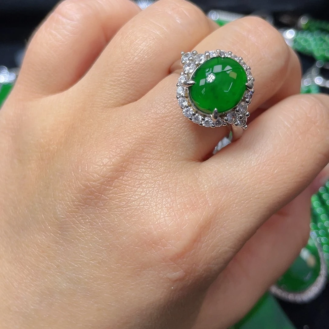 翡翠颈饰银S925镶嵌翡翠