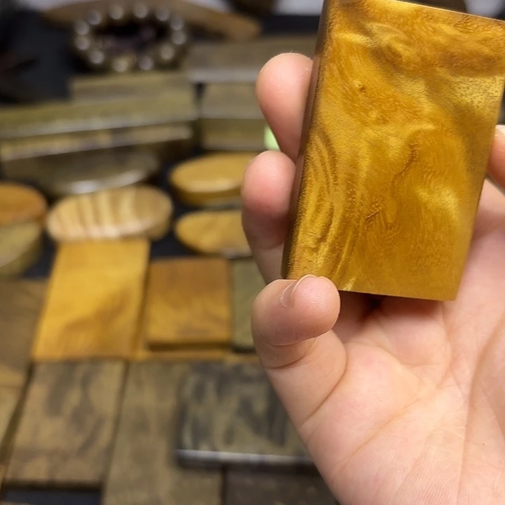 b***！金丝楠一物一拍链接
