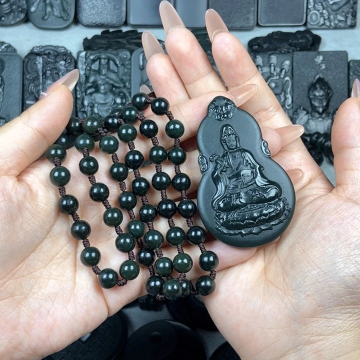 和田玉未镶嵌颈饰清**下