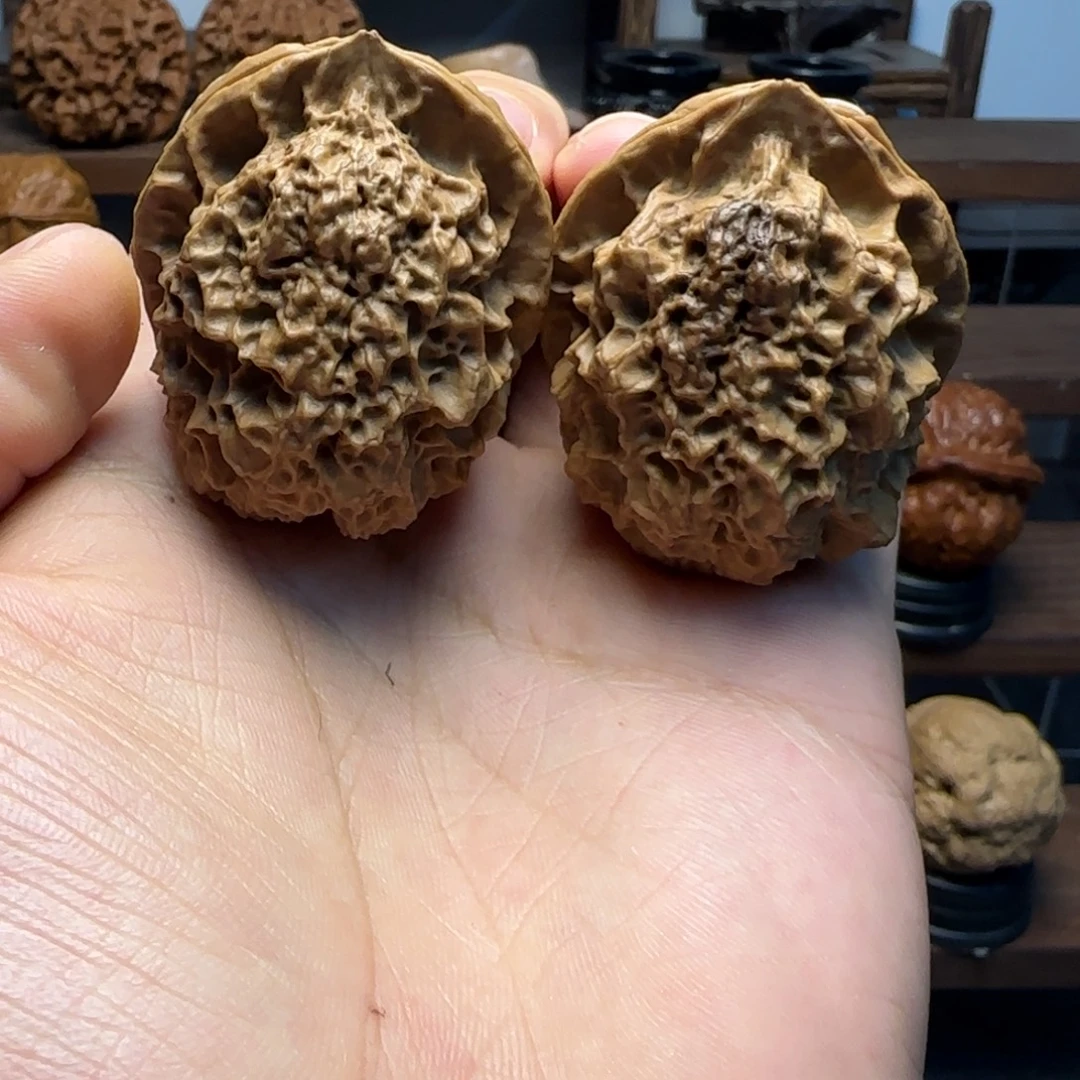 文玩核桃把件三星堆