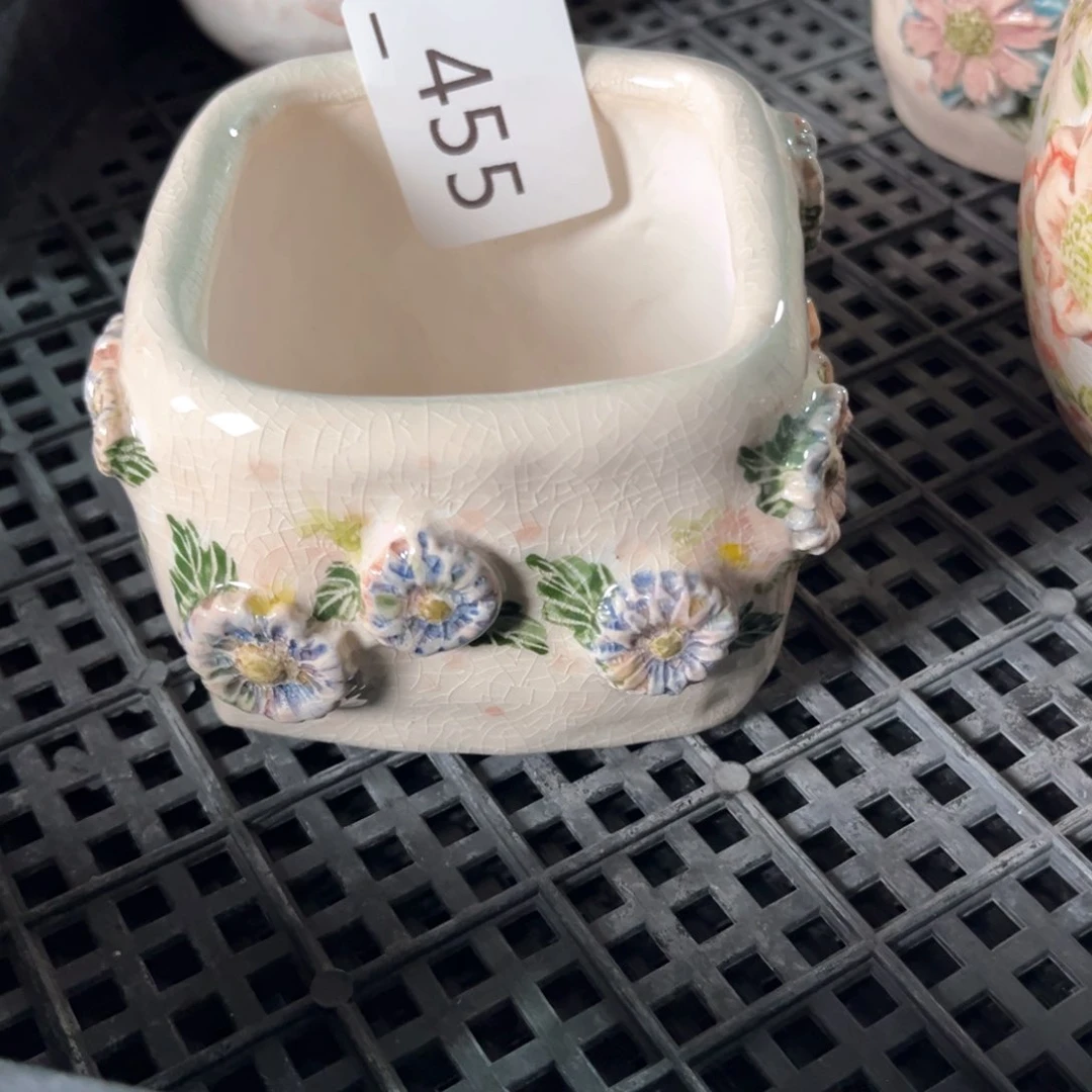 l**** 455多肉花盆1个