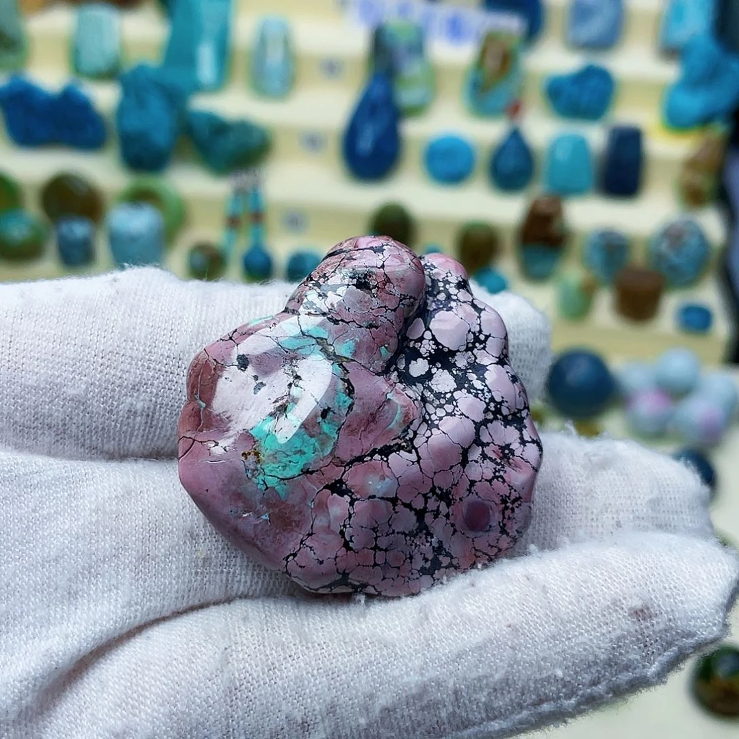 绿松石颈饰未镶嵌