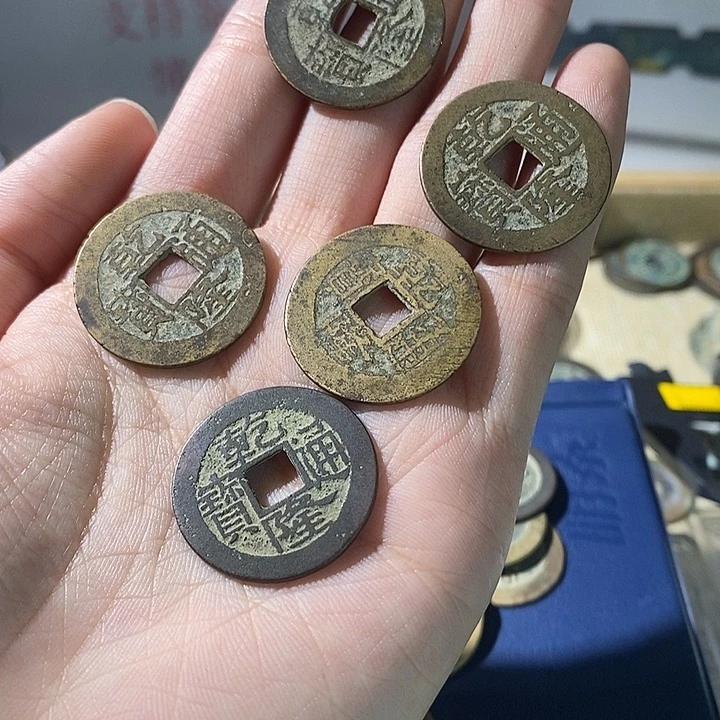 铜?***客现代仿古风格工艺品