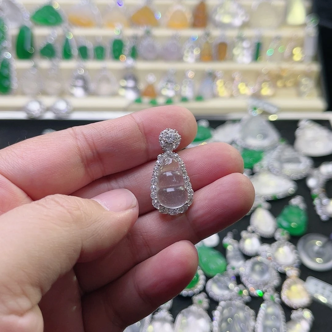 颈饰银S925镶嵌石英质玉福豆