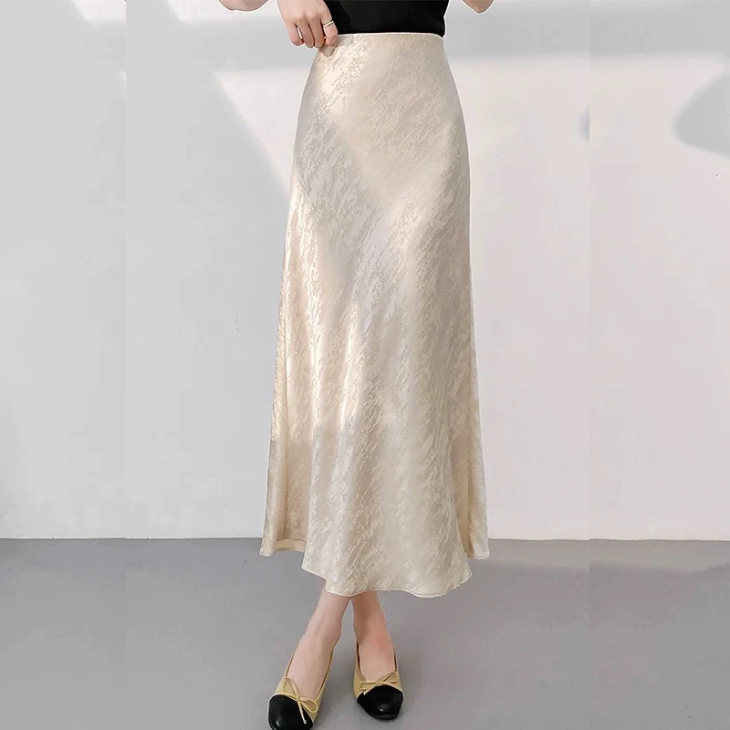 2025新款新中式国风高级感缎面醋酸裙A字鱼尾杏色半身裙子女夏季