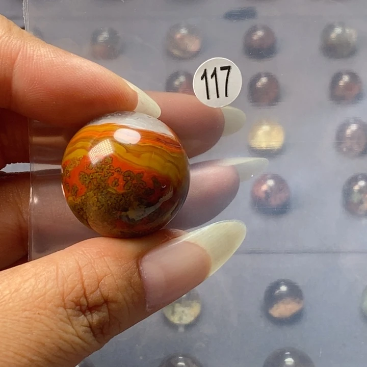 未镶嵌颈饰玛瑙/玉髓战国红