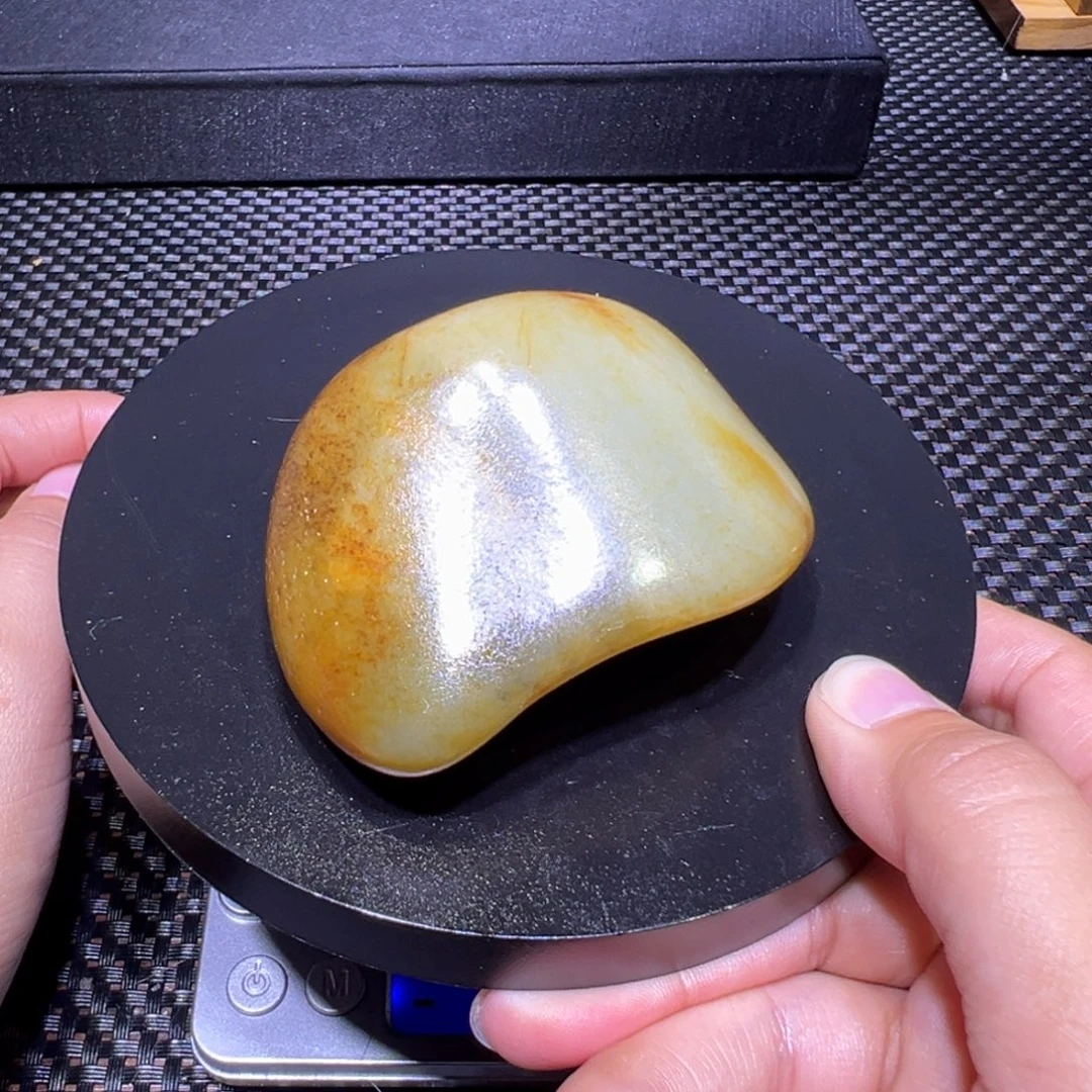 吊坠(不含链)未镶嵌和田玉（子料）204-11