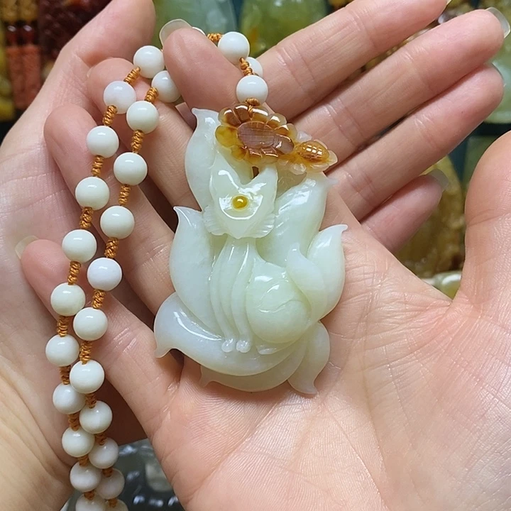 雨***萱未镶嵌岫玉吊坠(赠链)