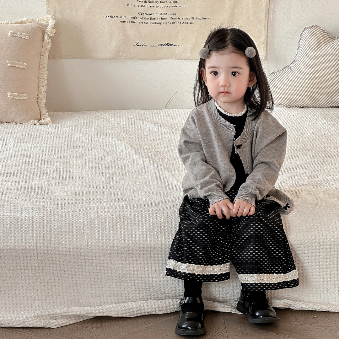 盗图必究【巴黎小时尚】女宝婴儿春新织开衫毛线外套童上衣宝宝衣服