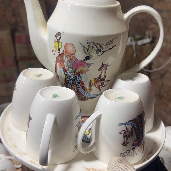 库存微瑕老寿星单孔水壶一套容量1700毫升