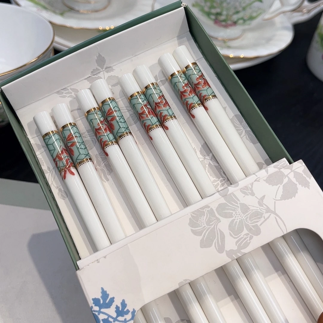 ****馆骨瓷/////////////////