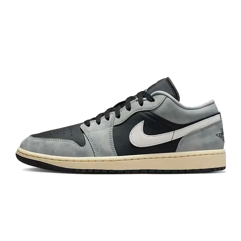 Nike耐克男子AIR JORDAN AJ1运动篮球鞋HQ2010-012