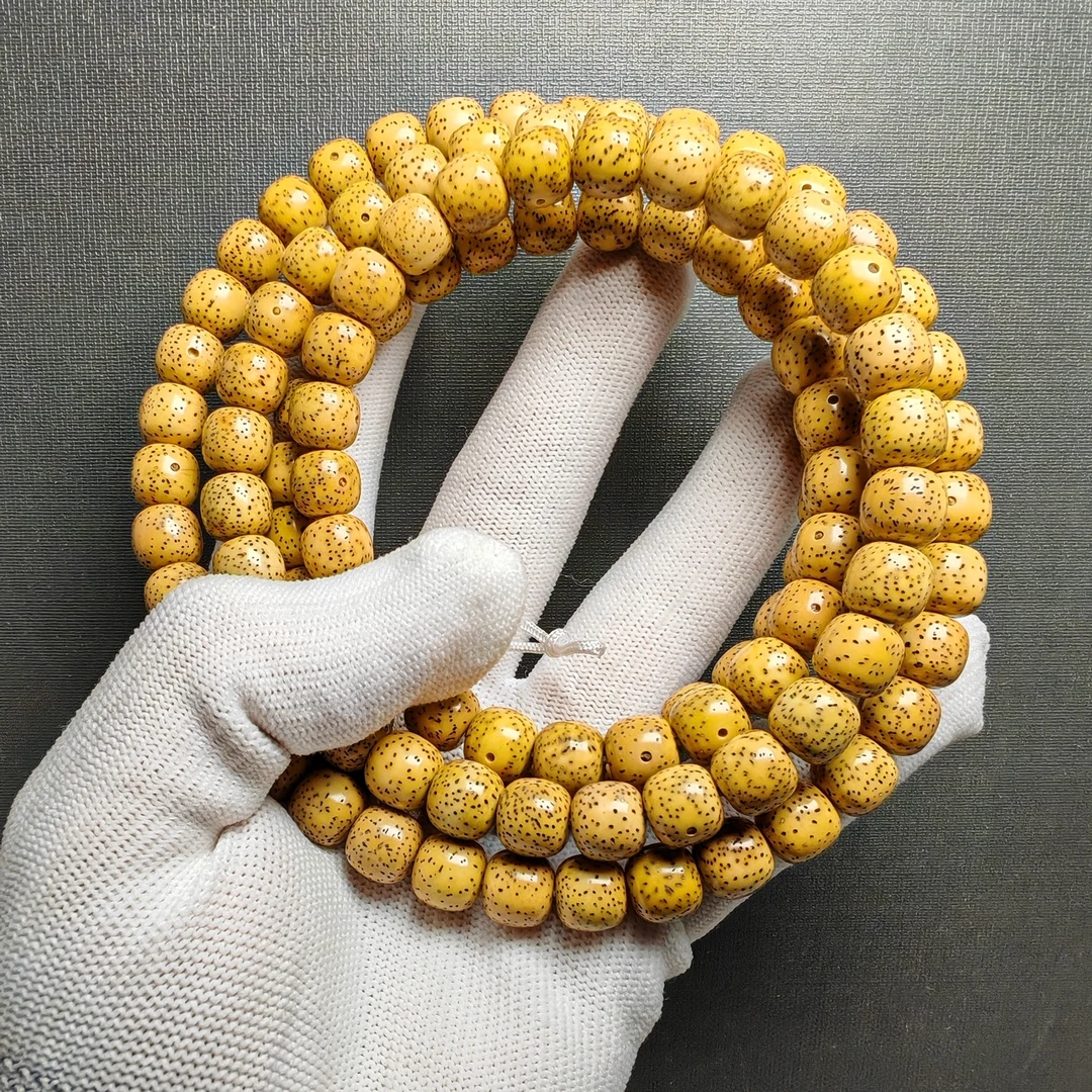 海南星月菩提108原生态鸡油黄高密高瓷针眼星菩提星月脖挂