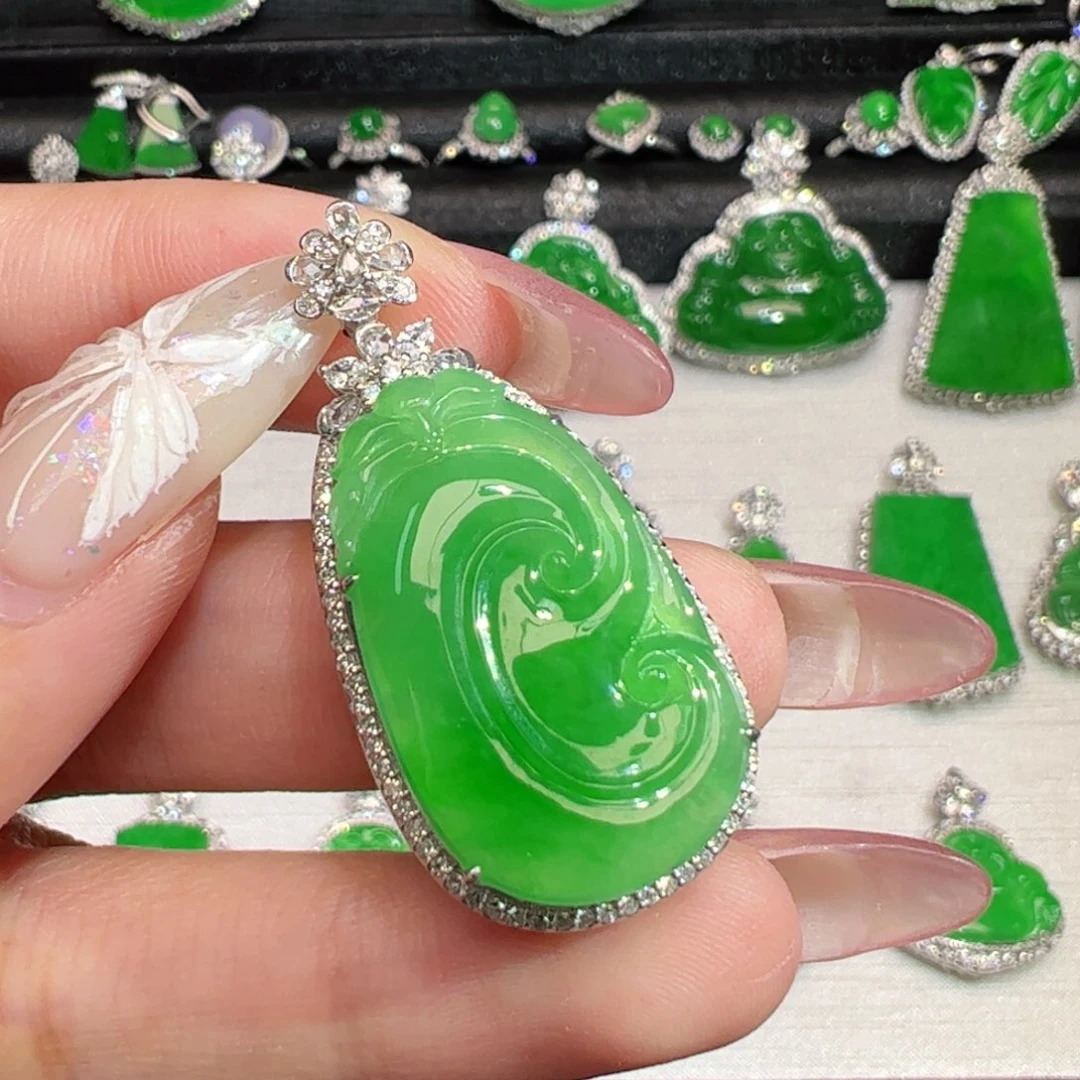 翡翠18K金镶嵌吊坠(不含链)