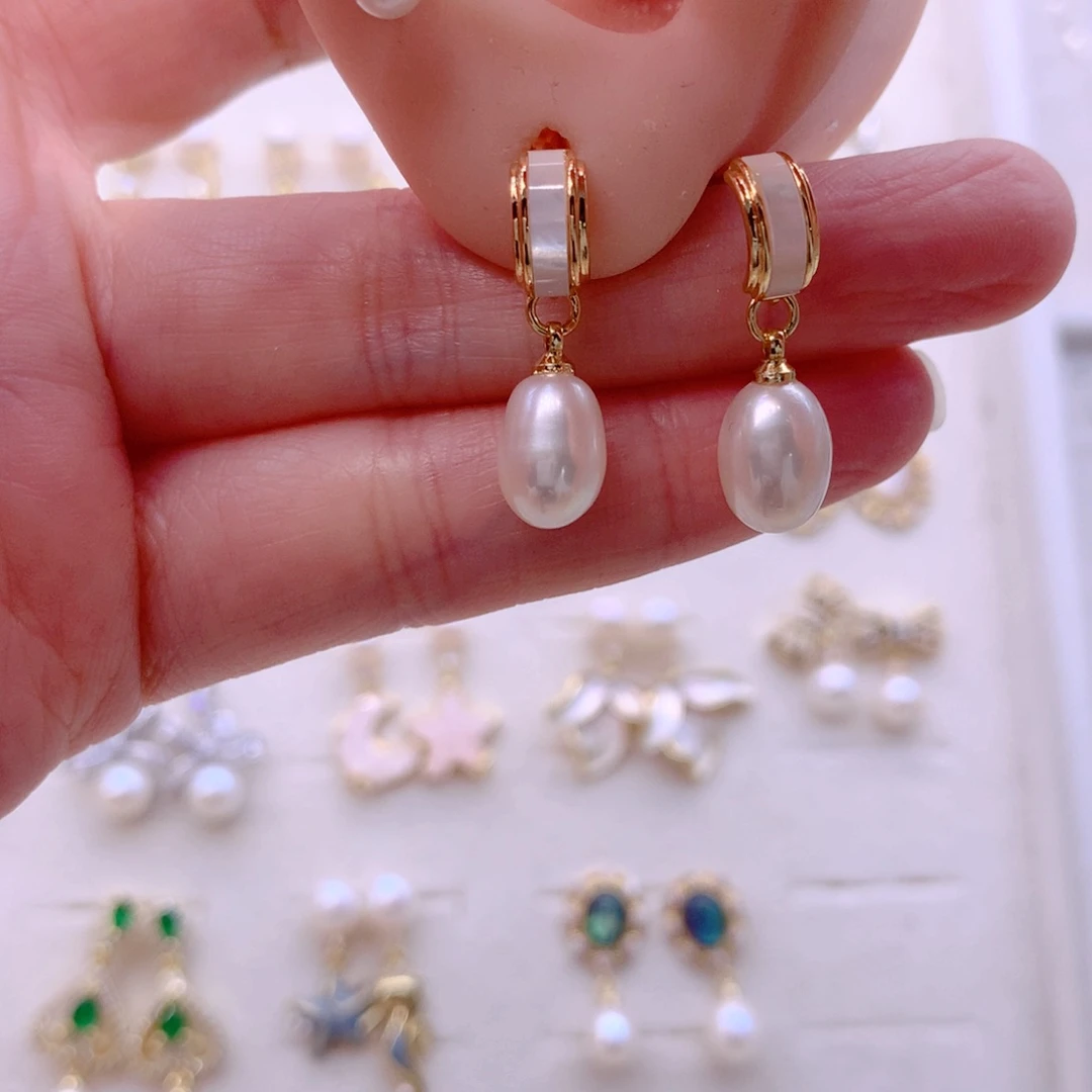 淡水珍珠耳饰合金