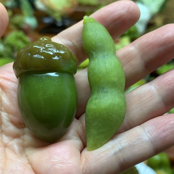 蛇纹石玉未镶嵌摆件坠***叶