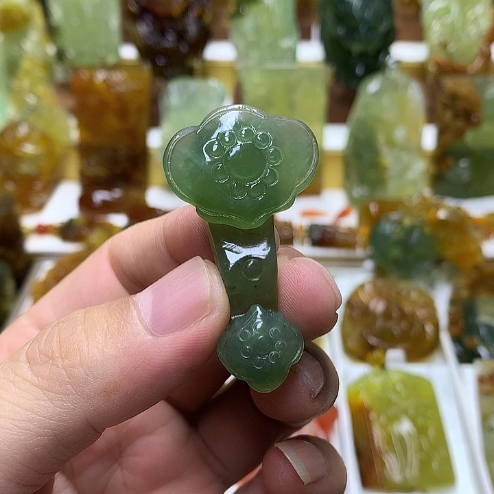 蛇纹石玉未镶嵌珠宝半成品