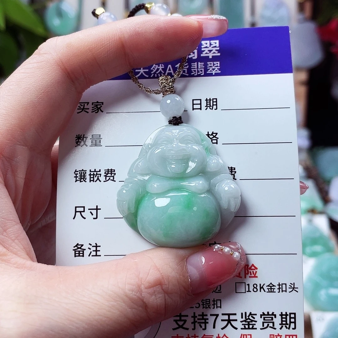 翡翠未镶嵌颈饰佛公49