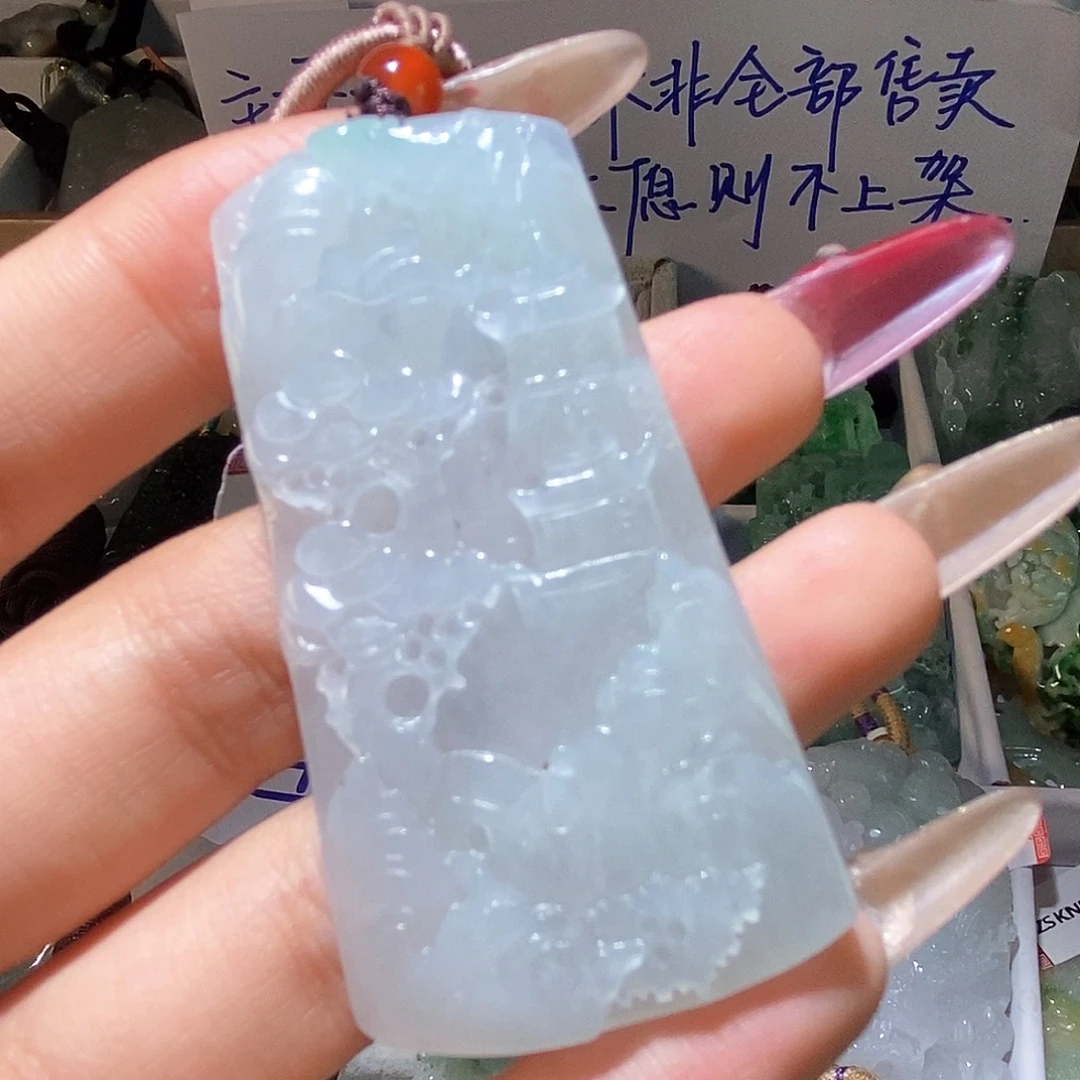 翡翠颈饰未镶嵌天然