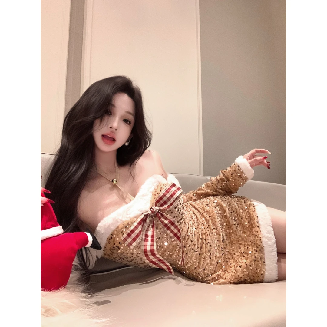女士圣诞套装麋鹿蝴蝶结挂脖抹胸连衣裙修身亮片短裙纯欲风包臀裙