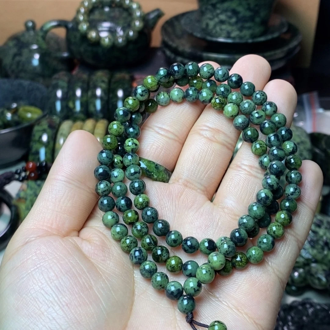 l***i蛇纹石玉未镶嵌项链