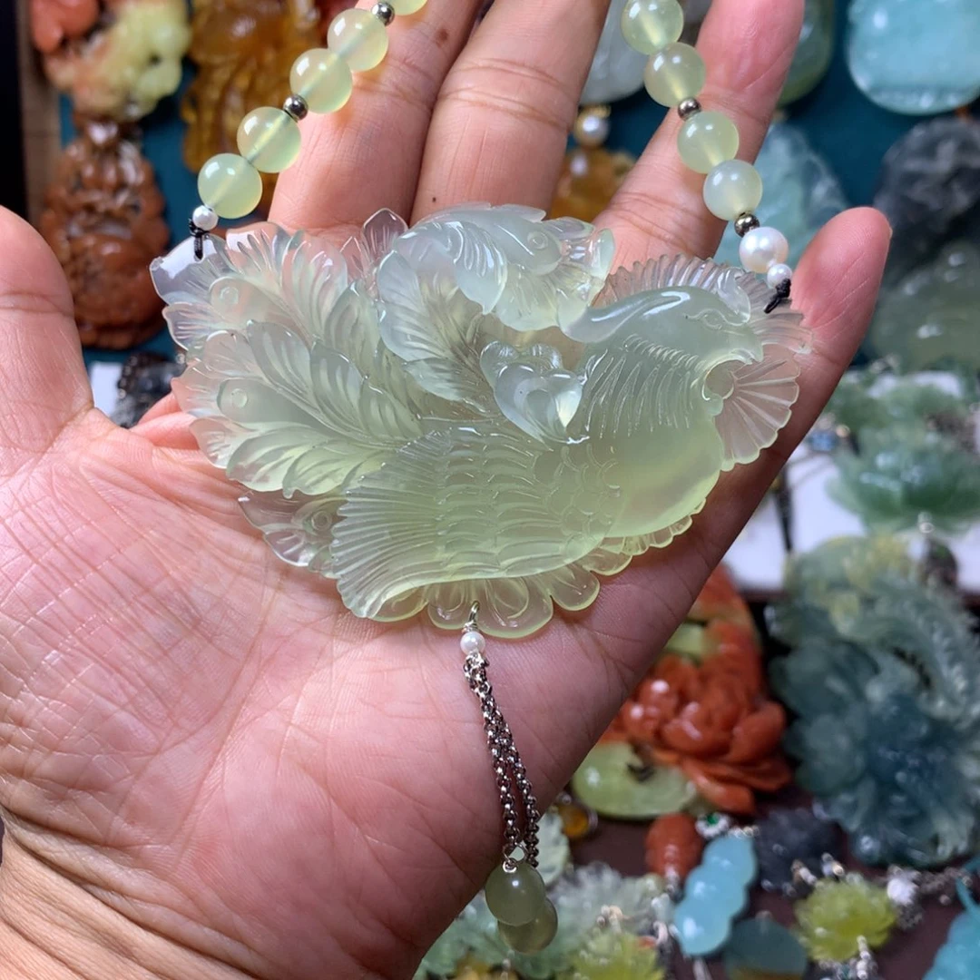 蛇纹石玉未镶嵌挂坠